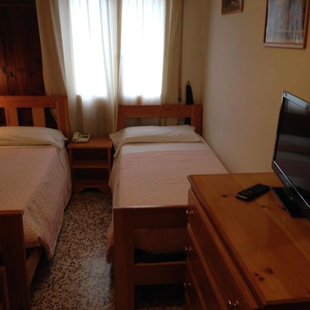 Hotel Cimone リオルナート 部屋 写真