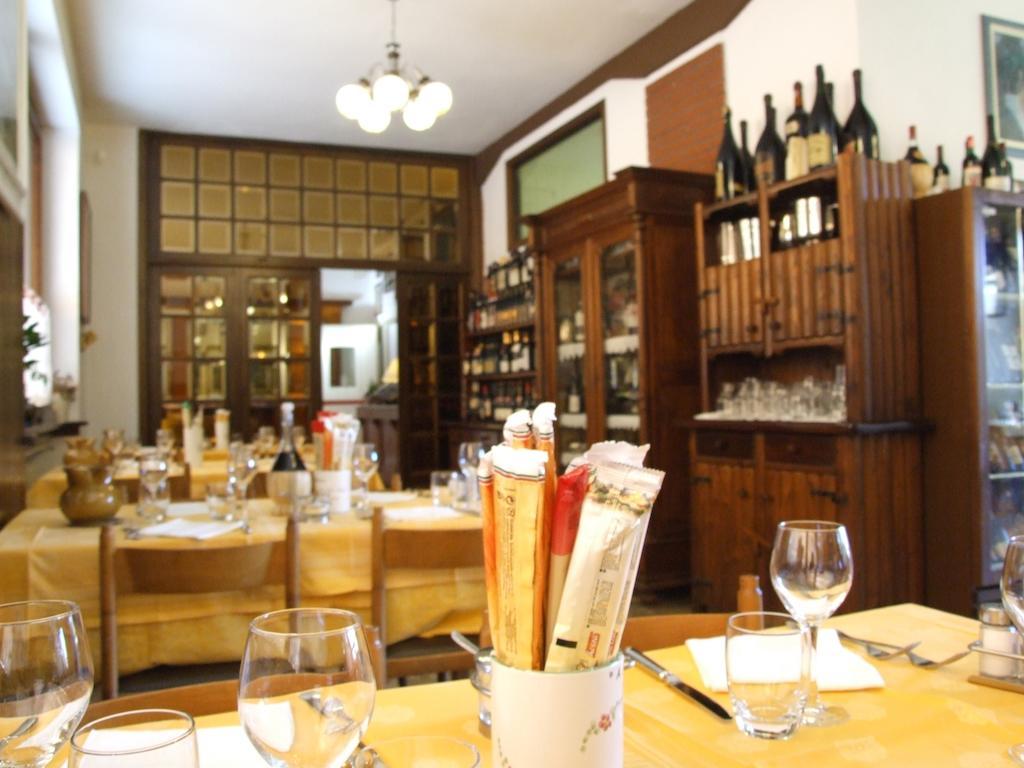 Hotel Cimone リオルナート エクステリア 写真