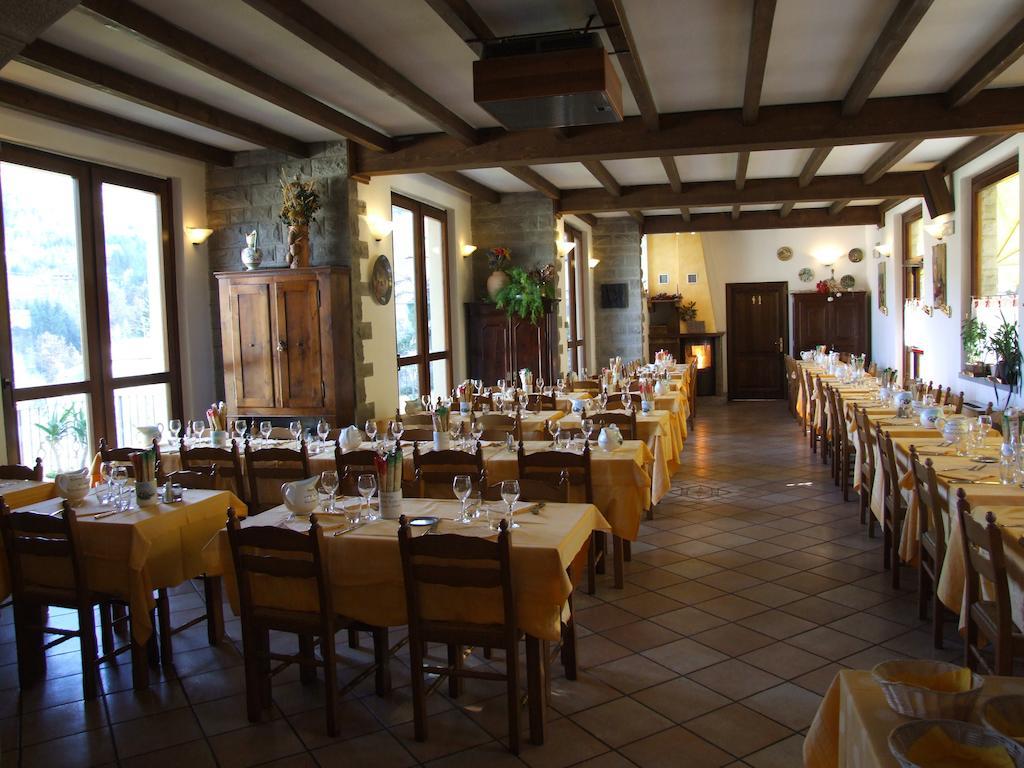 Hotel Cimone リオルナート エクステリア 写真