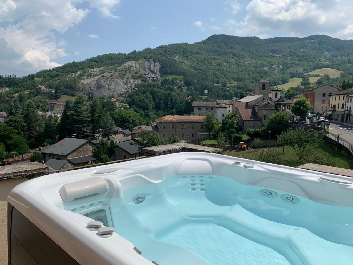 Hotel Cimone リオルナート エクステリア 写真